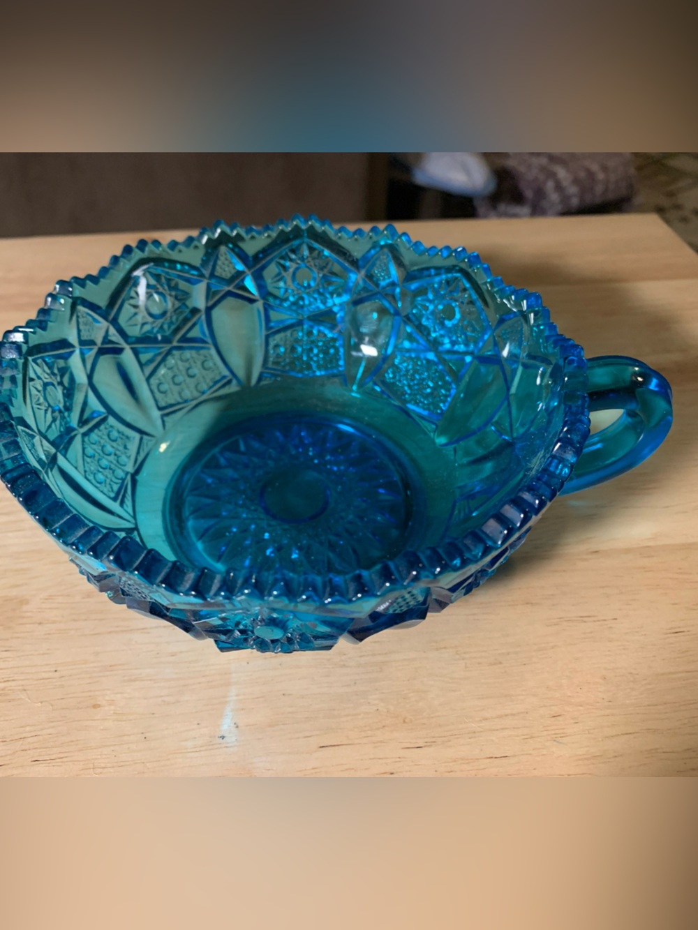 Beautiful Aqua Blue Vintage L.E. Smith Quintec Heritage Nappy Dish Sawtooth Rim